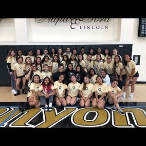 Meet your Posher, Yan yan